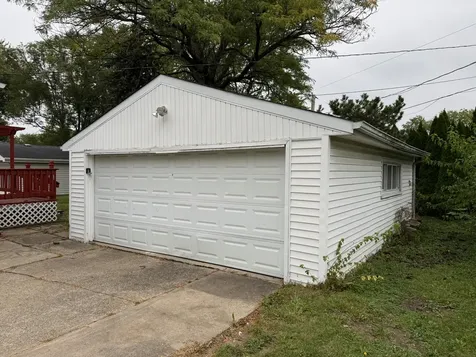 18905 Park Avenue Lansing IL 60438