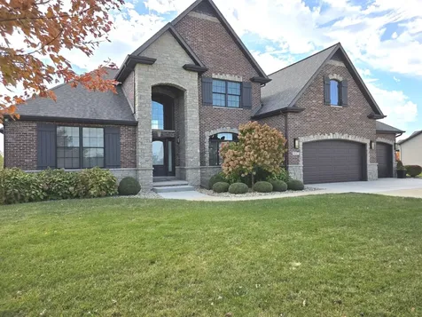 9667 Crossbow Drive N Bloomington IL 61705