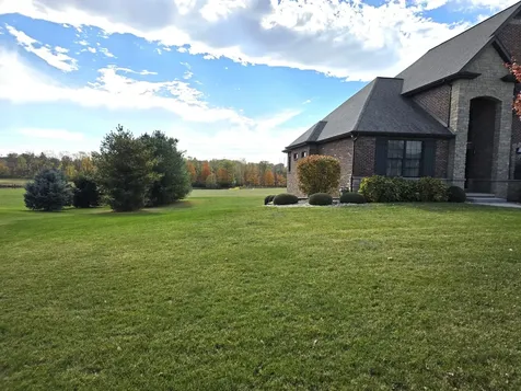 9667 Crossbow Drive N Bloomington IL 61705