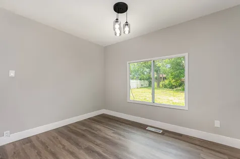 16632 Sawyer Avenue Markham IL 60428