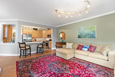 244 Lineas Lane Geneva IL 60134