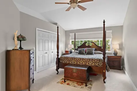 244 Lineas Lane Geneva IL 60134