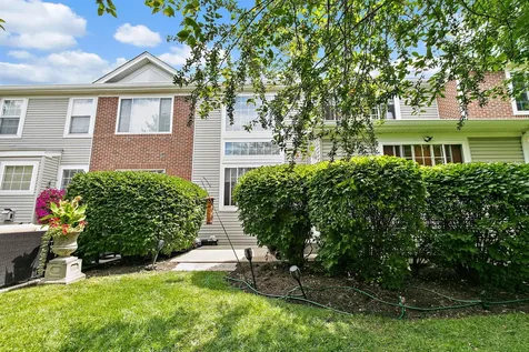 244 Lineas Lane Geneva IL 60134