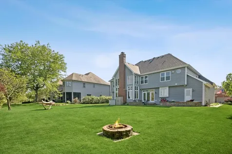 2442 Bird Lane Batavia IL 60510