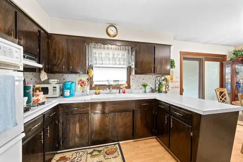 10624 South Michael Drive Palos Hills IL 60465