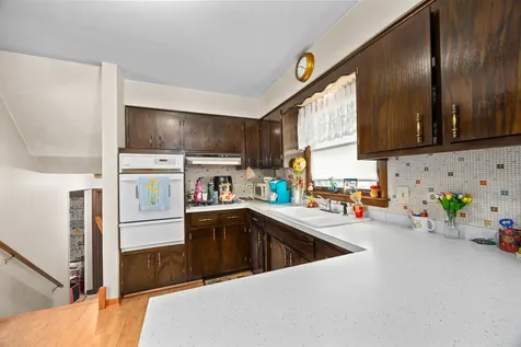 10624 South Michael Drive Palos Hills IL 60465