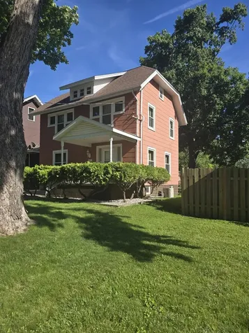 807 Apple Street Normal IL 61761