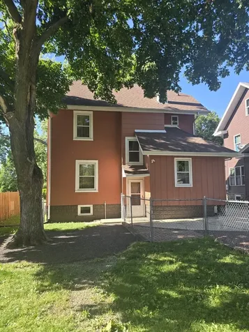807 Apple Street Normal IL 61761