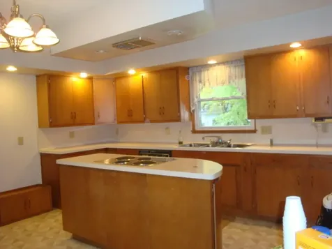 522 North Third Street Cissna Park IL 60924