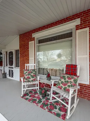 110 West Mason Street Lena IL 61048