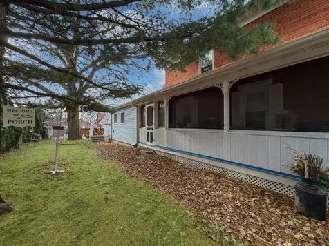 110 West Mason Street Lena IL 61048