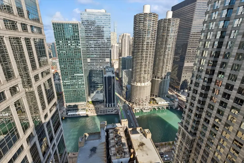 200 North Dearborn Street Chicago IL 60601
