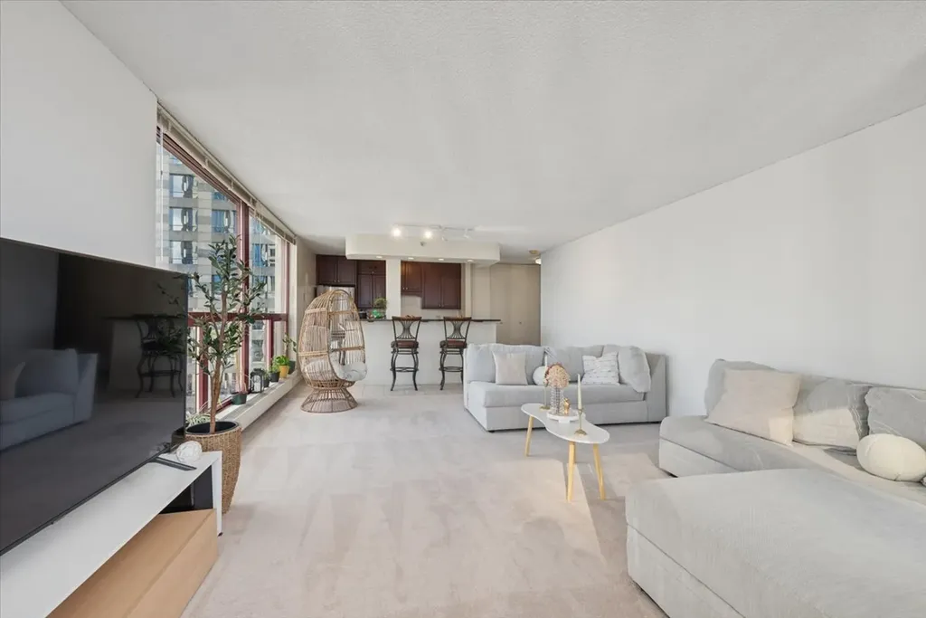 200 North Dearborn Street Chicago IL 60601