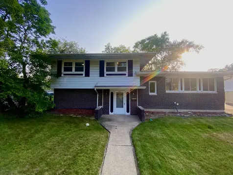18964 Wildwood Avenue Lansing IL 60438