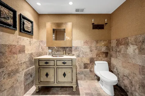 1890 Robinwood Lane Riverwoods IL 60015