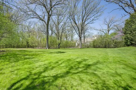1890 Robinwood Lane Riverwoods IL 60015