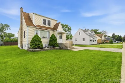 111 South Roy Avenue Northlake IL 60164