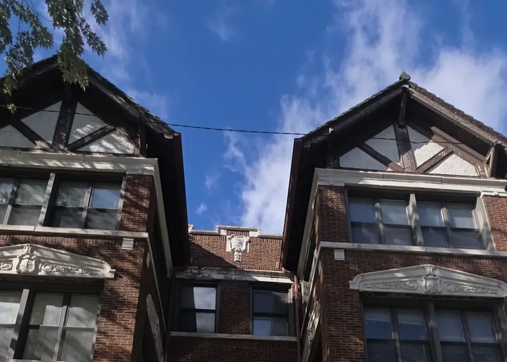 5742 South King Drive Chicago IL 60637