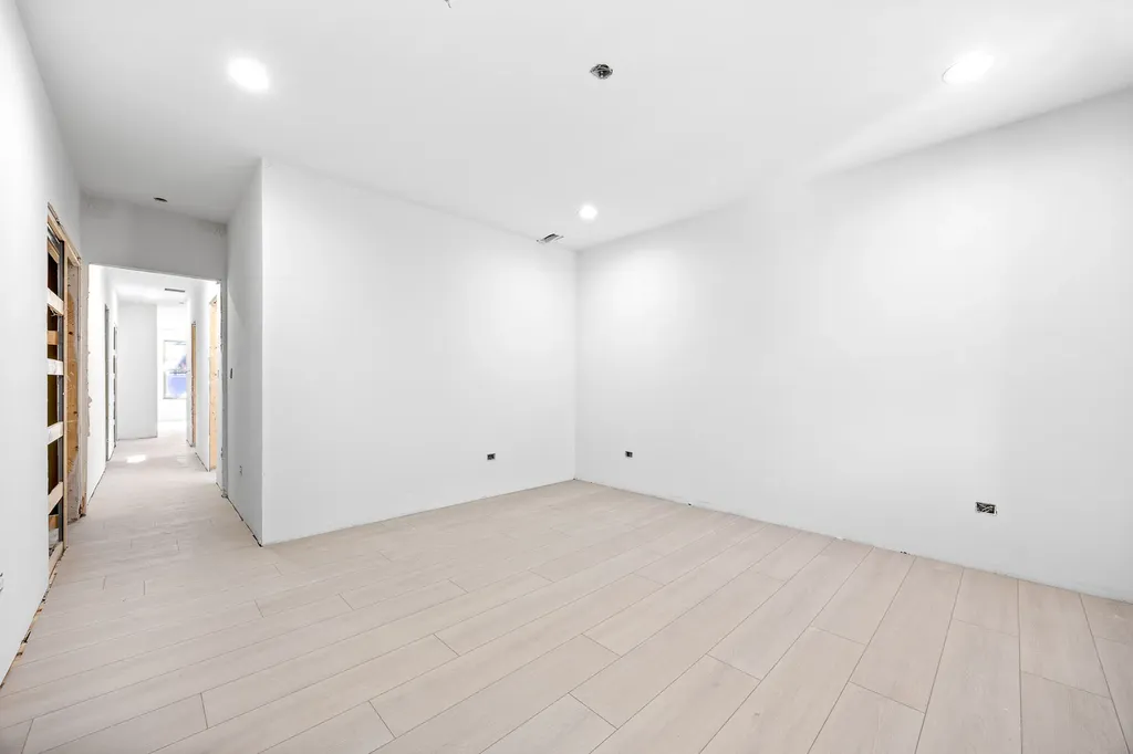 3408 South Carpenter Street Chicago IL 60608