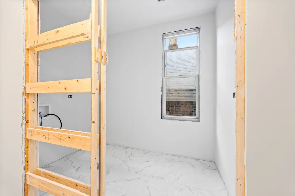 3408 South Carpenter Street Chicago IL 60608