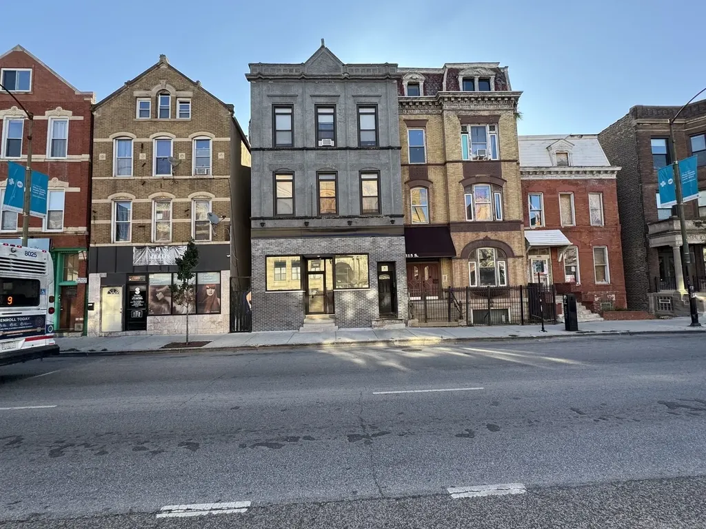 1813 South Ashland Avenue Chicago IL 60608
