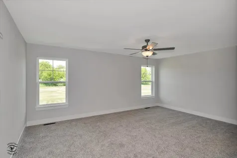 993 Spring Street Manteno IL 60950