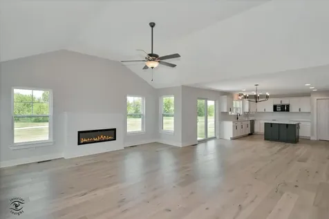 993 Spring Street Manteno IL 60950