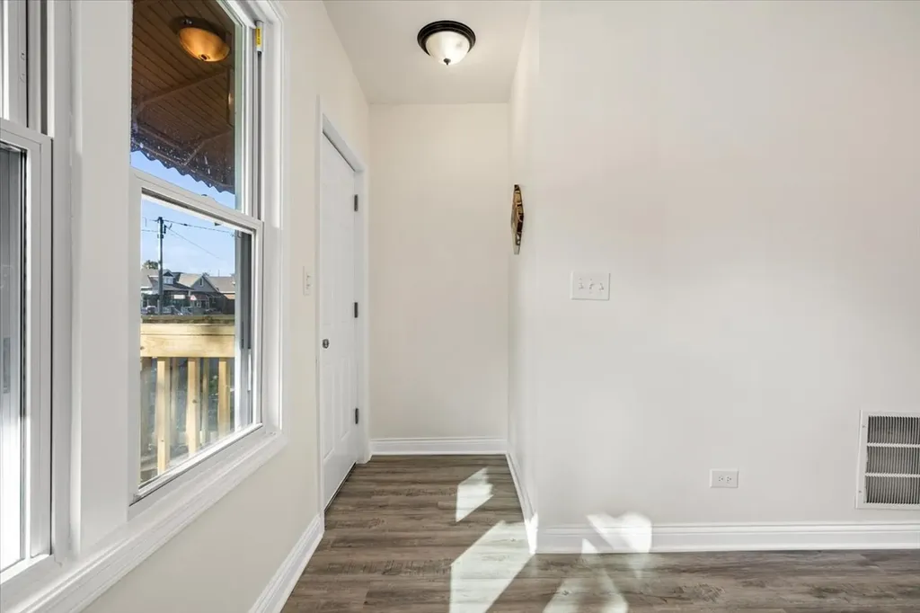 8403 South Sangamon Street Chicago IL 60620