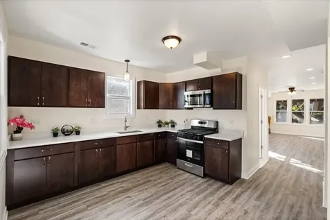 8403 South Sangamon Street Chicago IL 60620