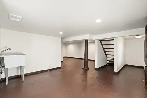 8403 South Sangamon Street Chicago IL 60620
