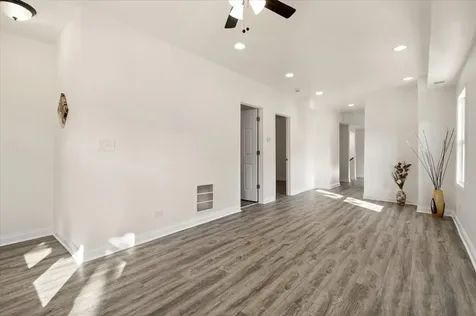 8403 South Sangamon Street Chicago IL 60620