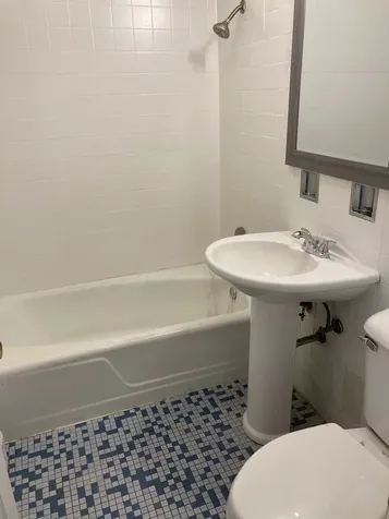 2420 West Berwyn Avenue Chicago IL 60625