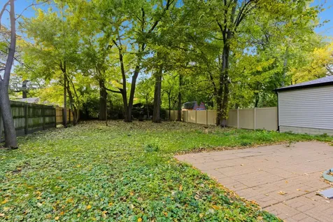 9748 South Vanderpoel Avenue Chicago IL 60643