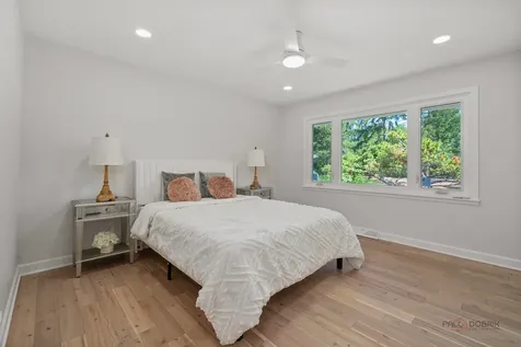 18 Alexandra Drive Mettawa IL 60048
