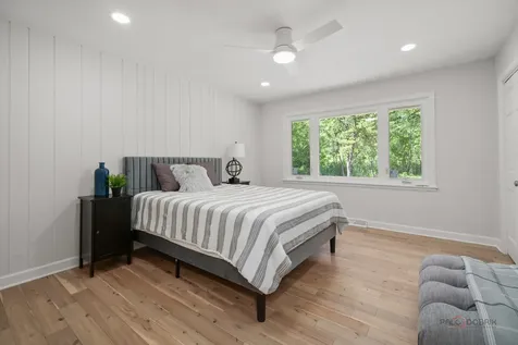 18 Alexandra Drive Mettawa IL 60048
