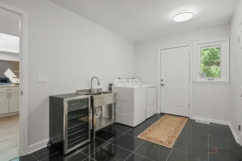 18 Alexandra Drive Mettawa IL 60048