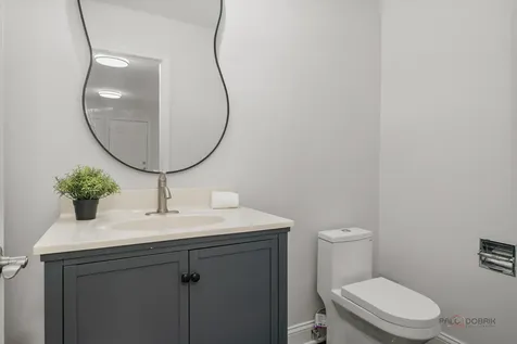 18 Alexandra Drive Mettawa IL 60048