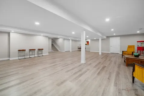 18 Alexandra Drive Mettawa IL 60048