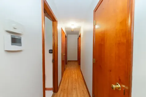 17 North Weston Avenue Elgin IL 60123