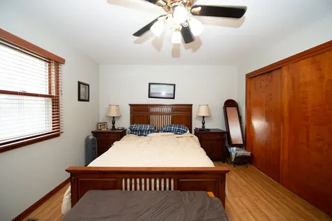 17 North Weston Avenue Elgin IL 60123