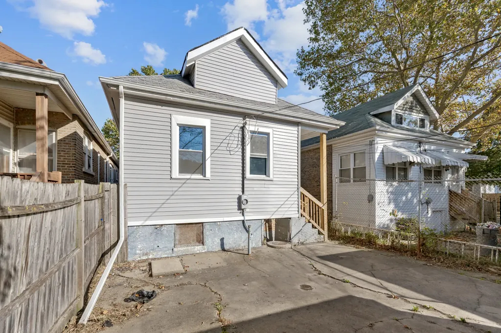 6954 South Paulina Street Chicago IL 60636