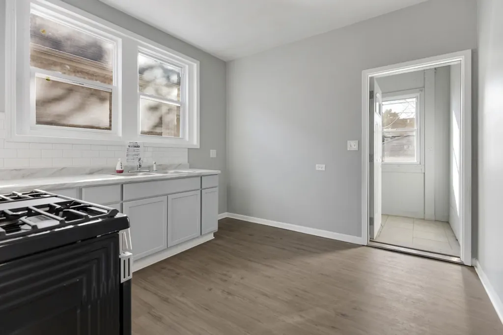 6954 South Paulina Street Chicago IL 60636