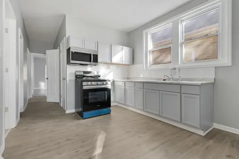6954 South Paulina Street Chicago IL 60636