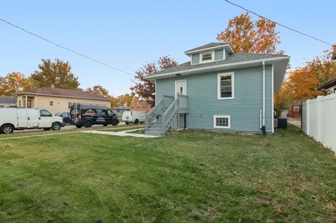 1939 South 6th Avenue Maywood IL 60153