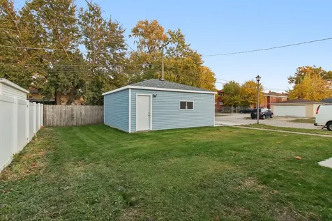 1939 South 6th Avenue Maywood IL 60153