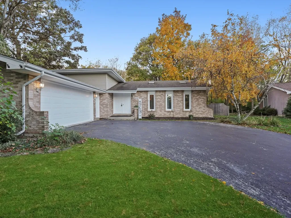3604 Tee Court North Court Crete IL 60417
