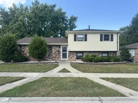 826 East 194th Street Glenwood IL 60425