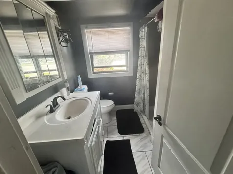 826 East 194th Street Glenwood IL 60425