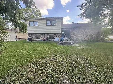 826 East 194th Street Glenwood IL 60425