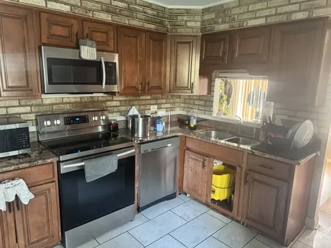 826 East 194th Street Glenwood IL 60425
